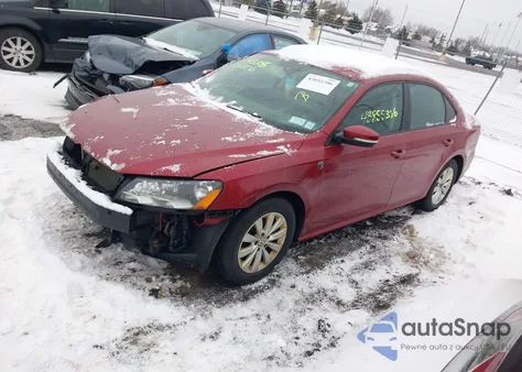 2015 Volkswagen Passat 1.8T Wolfsburg Edition from USA, damaged, VIN 1VWAT7A39FC050395